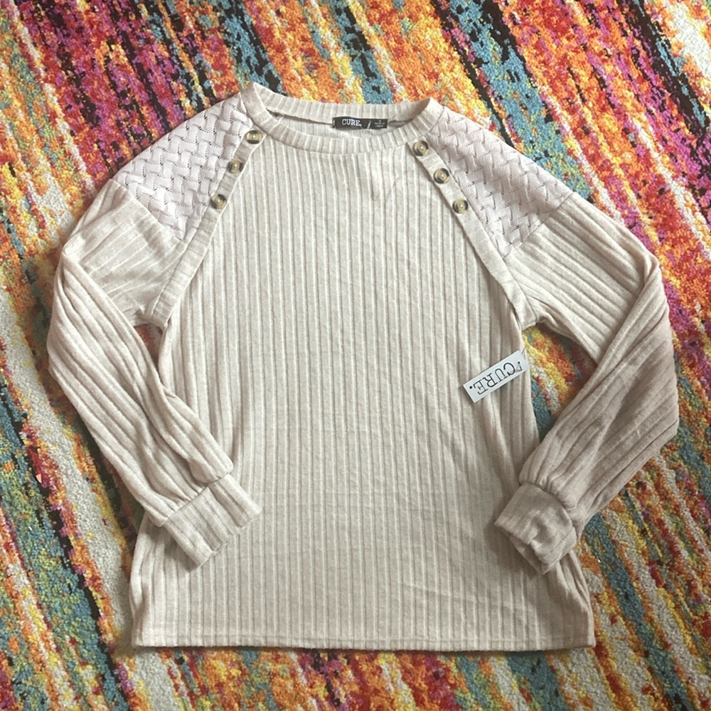 ❤️Long sleeve shirt with lacy shoulders-medium - Picture 1 of 7